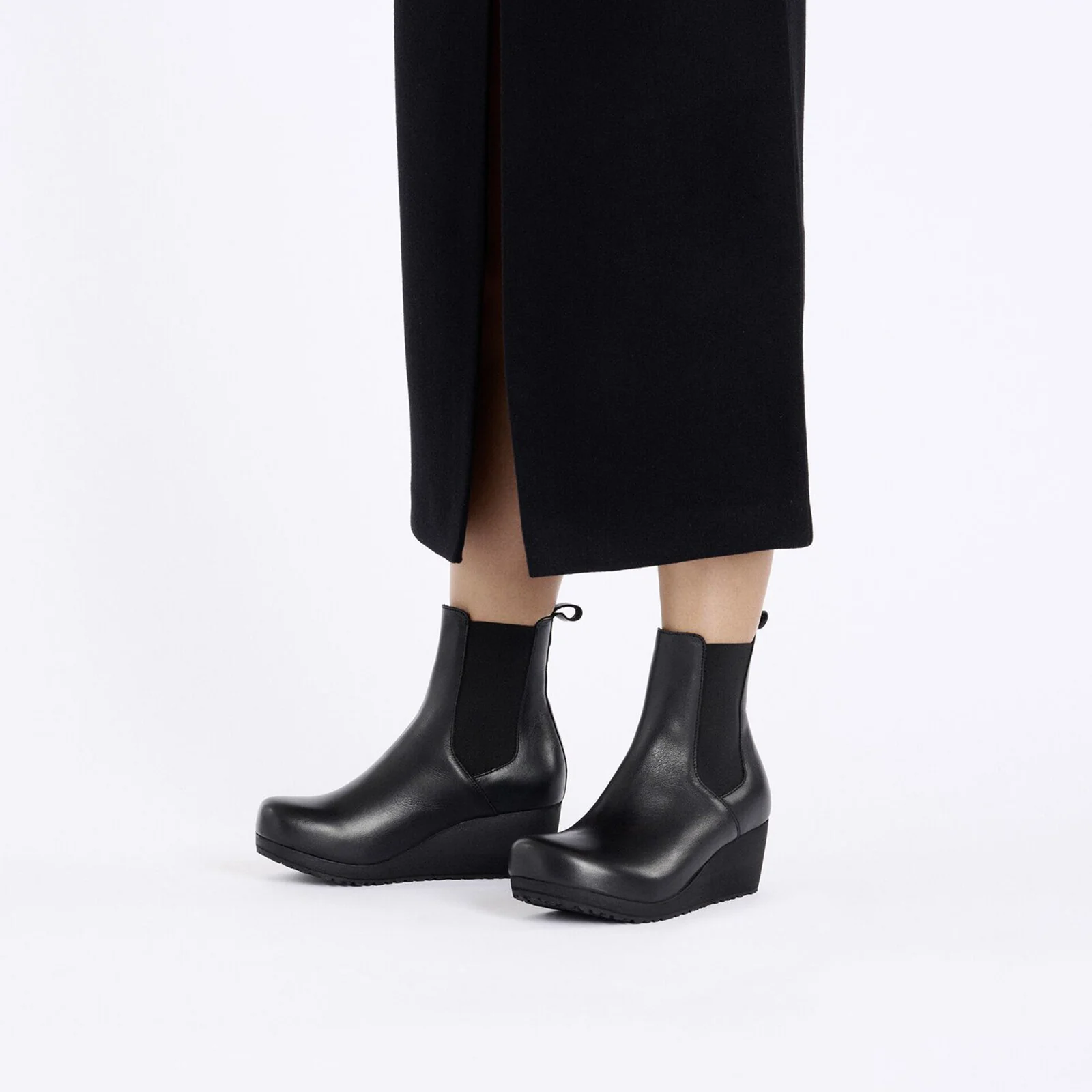 Birkenstock Ebba Narrow Chelsea Wedge Boot (Women) - Black Leather - Image 7