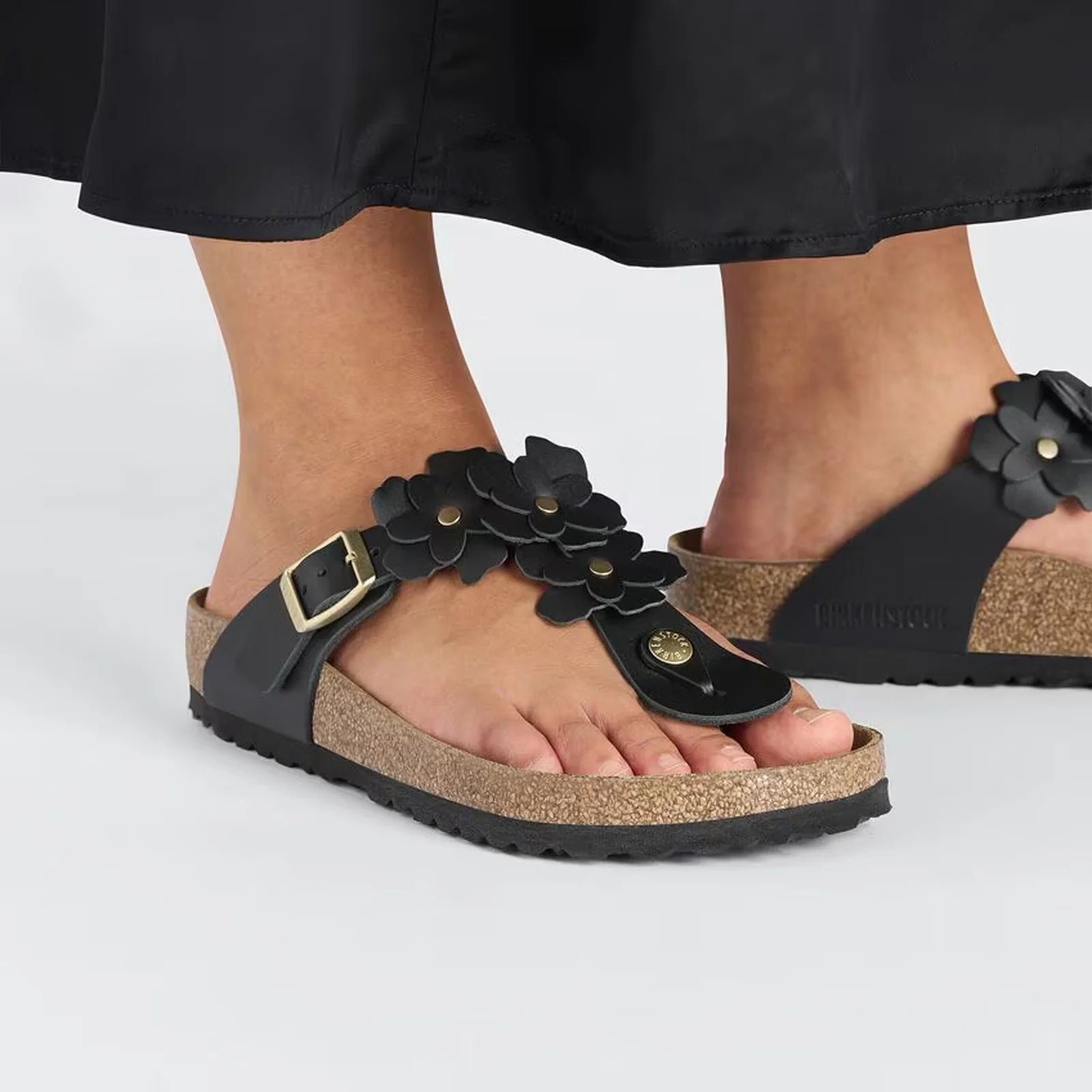 Birkenstock Gizeh Flowers Sandal (Women) - Black Leather - Image 7