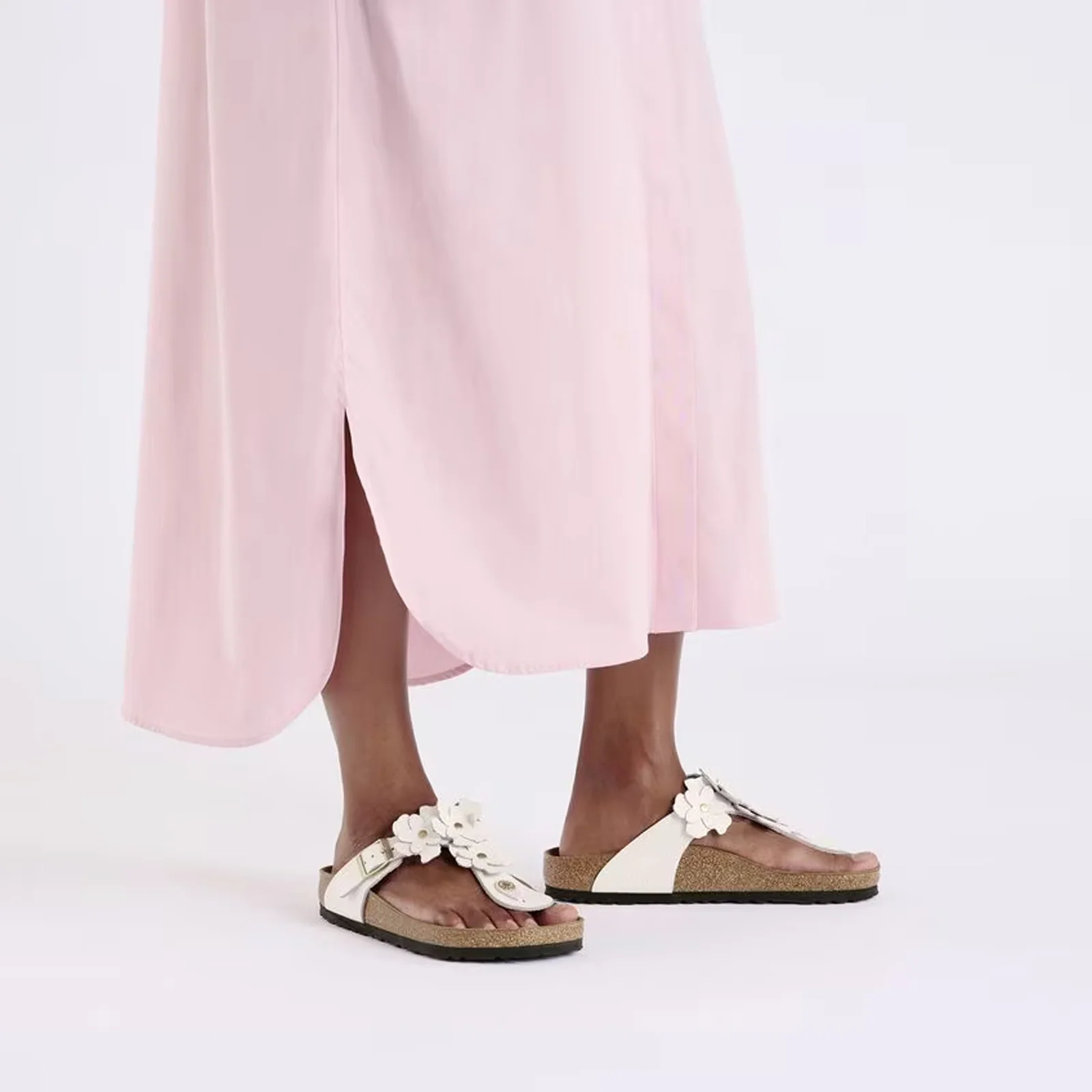 Birkenstock Gizeh Flowers Sandal (Women) - Light Rose Leather - Image 6