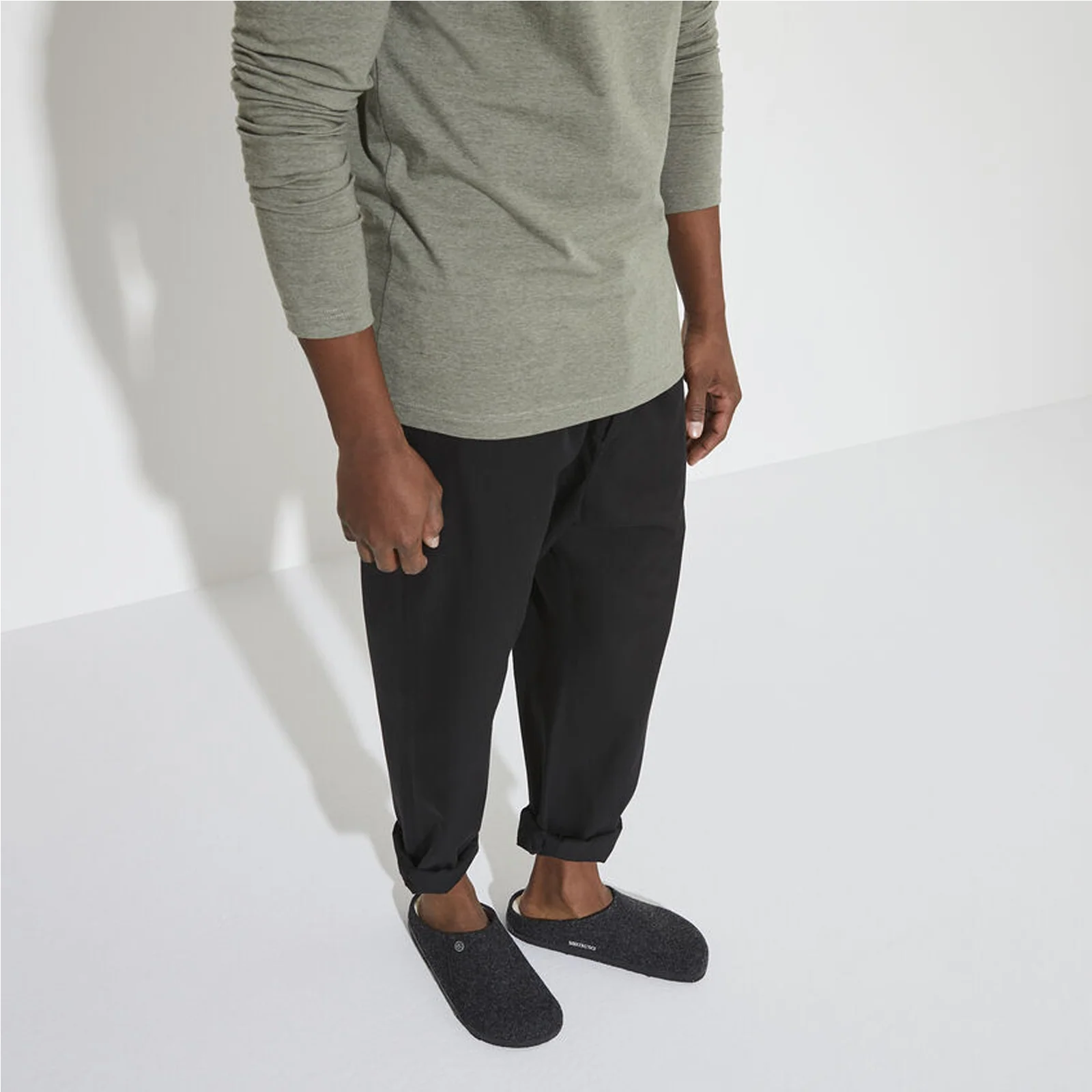 Birkenstock Zermatt Slipper (Unisex) - Anthracite Wool/Natural Shearling - Image 4