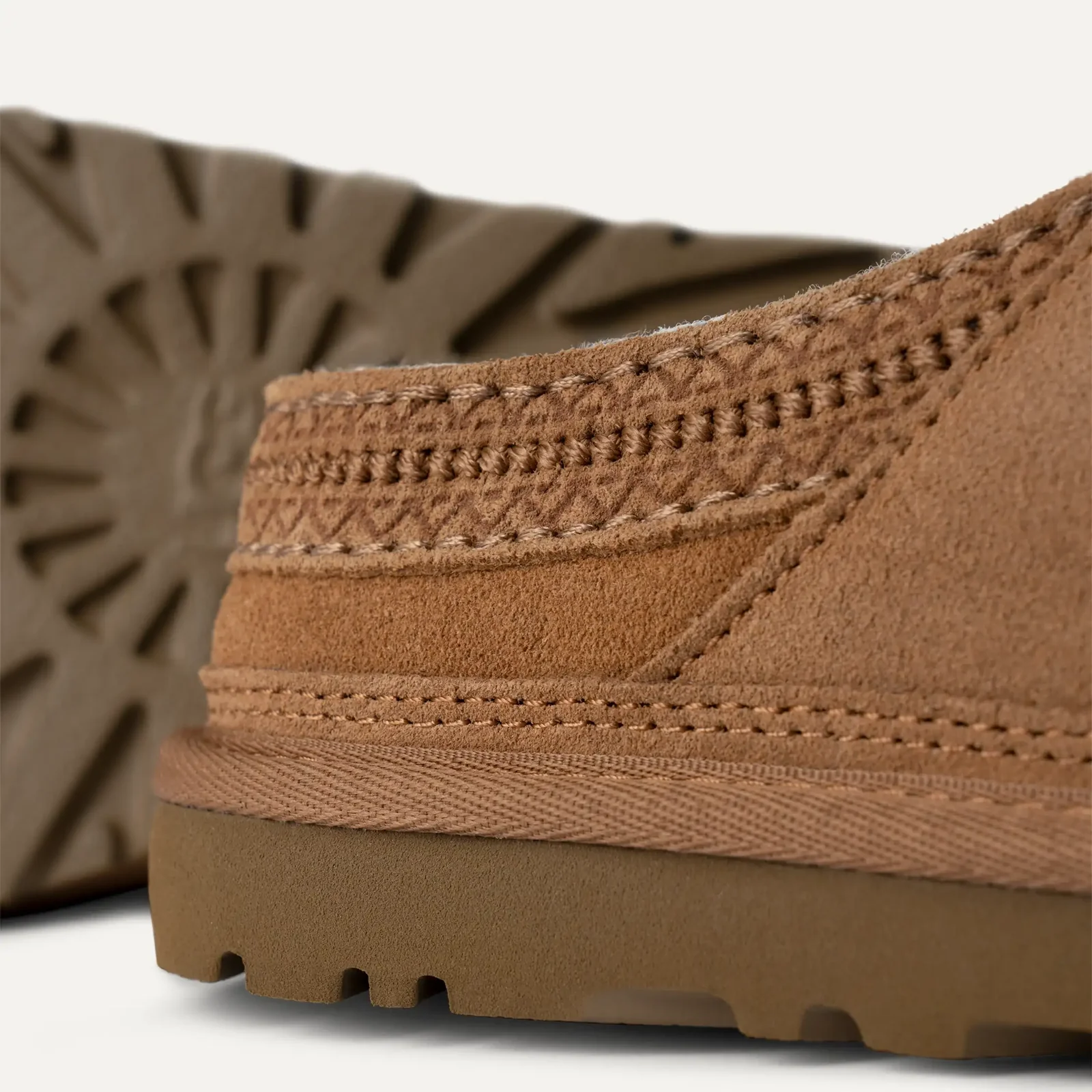 UGG® Neuman (Men) - Chestnut - Image 8