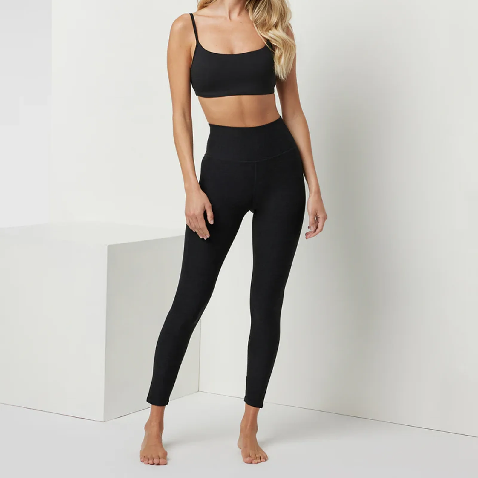 Vuori Clean Elevation Legging (Women) - Black Heather - Image 6