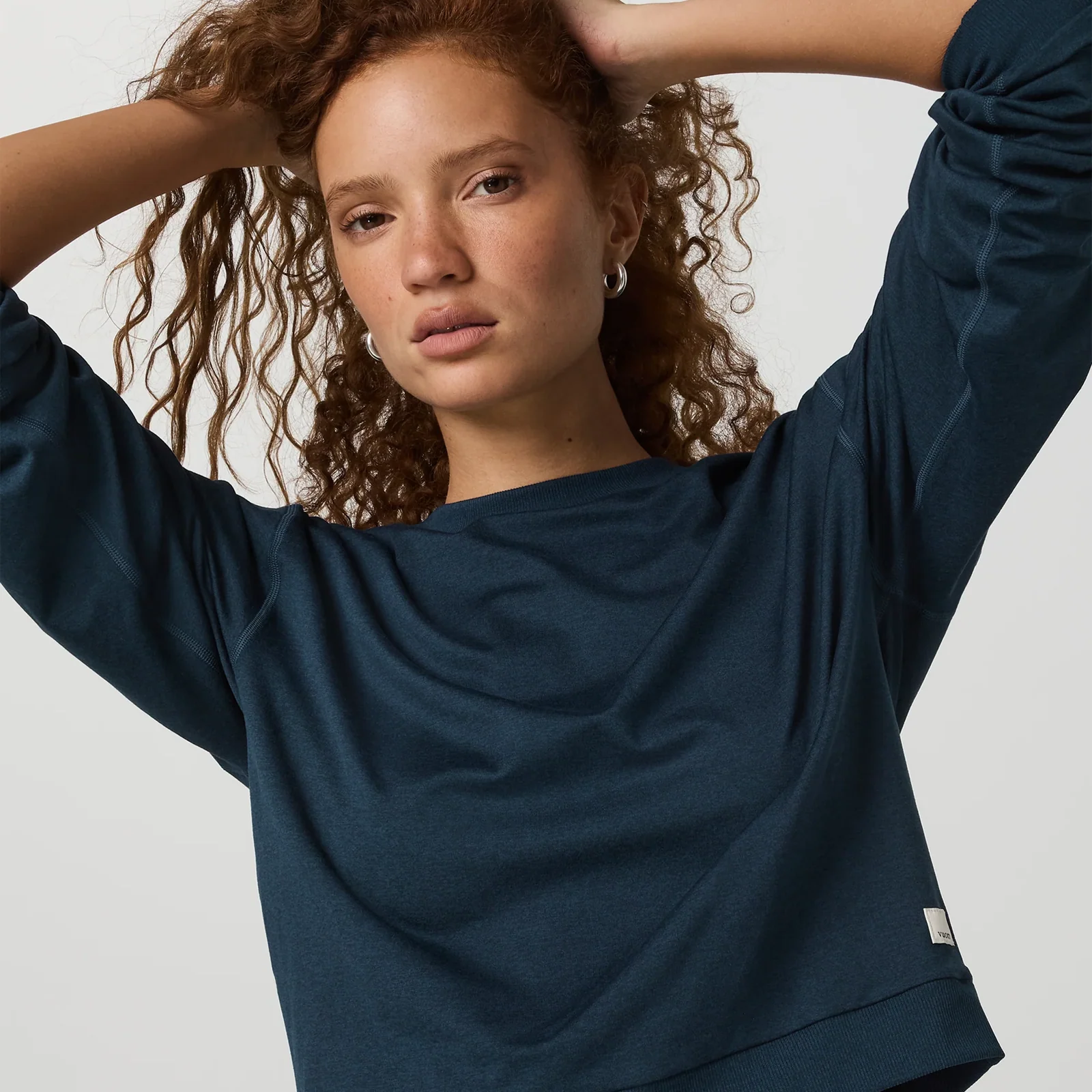 Vuori Halo Modern Crew (Women) - Blue Coast Heather - Image 6