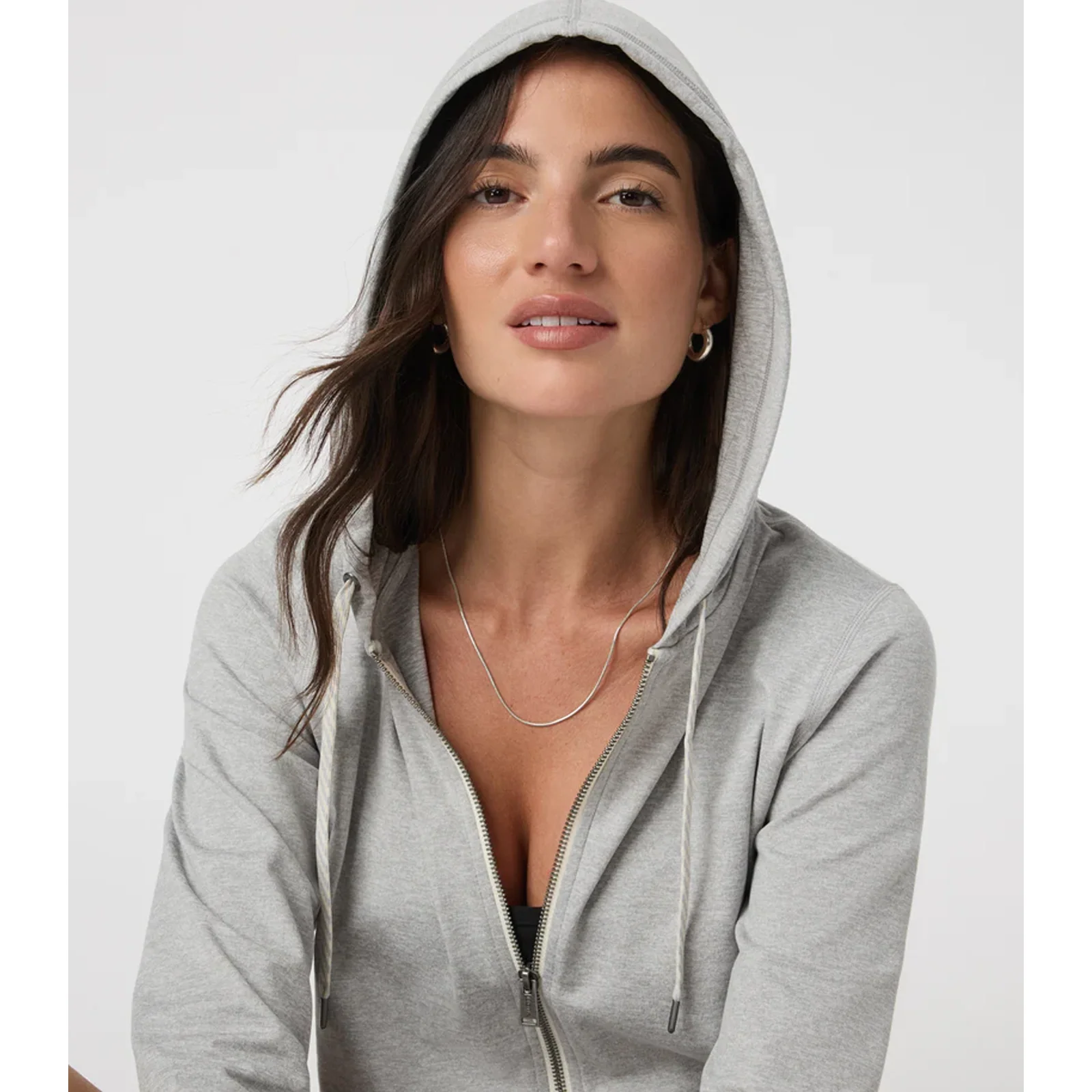 Vuori Halo Performance Hoodie 2.0 (Women) - Pale Grey Heather - Image 4